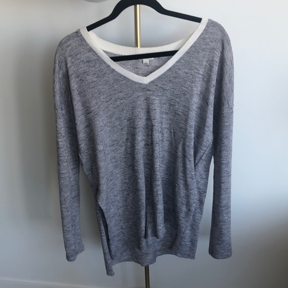 Aritzia Wilfred long sleeve top - Picture 1 of 7